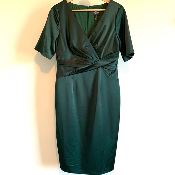Adrianna Papell Women's Green Pleat Wrap Satin Cocktail Sheath Dress Size 8 - Picture 2 of 12